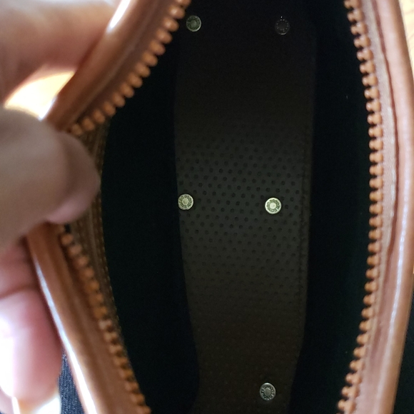 Dooney & Bourke handbag - Picture 2 of 3